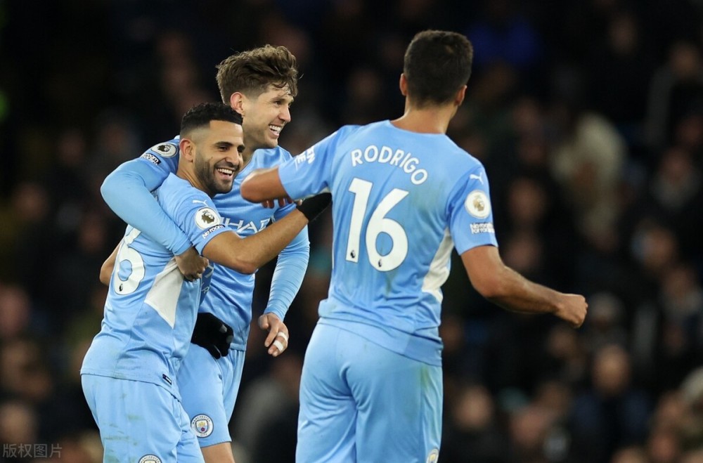 爱游戏体育-包含集结日体能课后，马赛门线救险备战葡超，悬念犹存，更衣室氛围转暖的词条