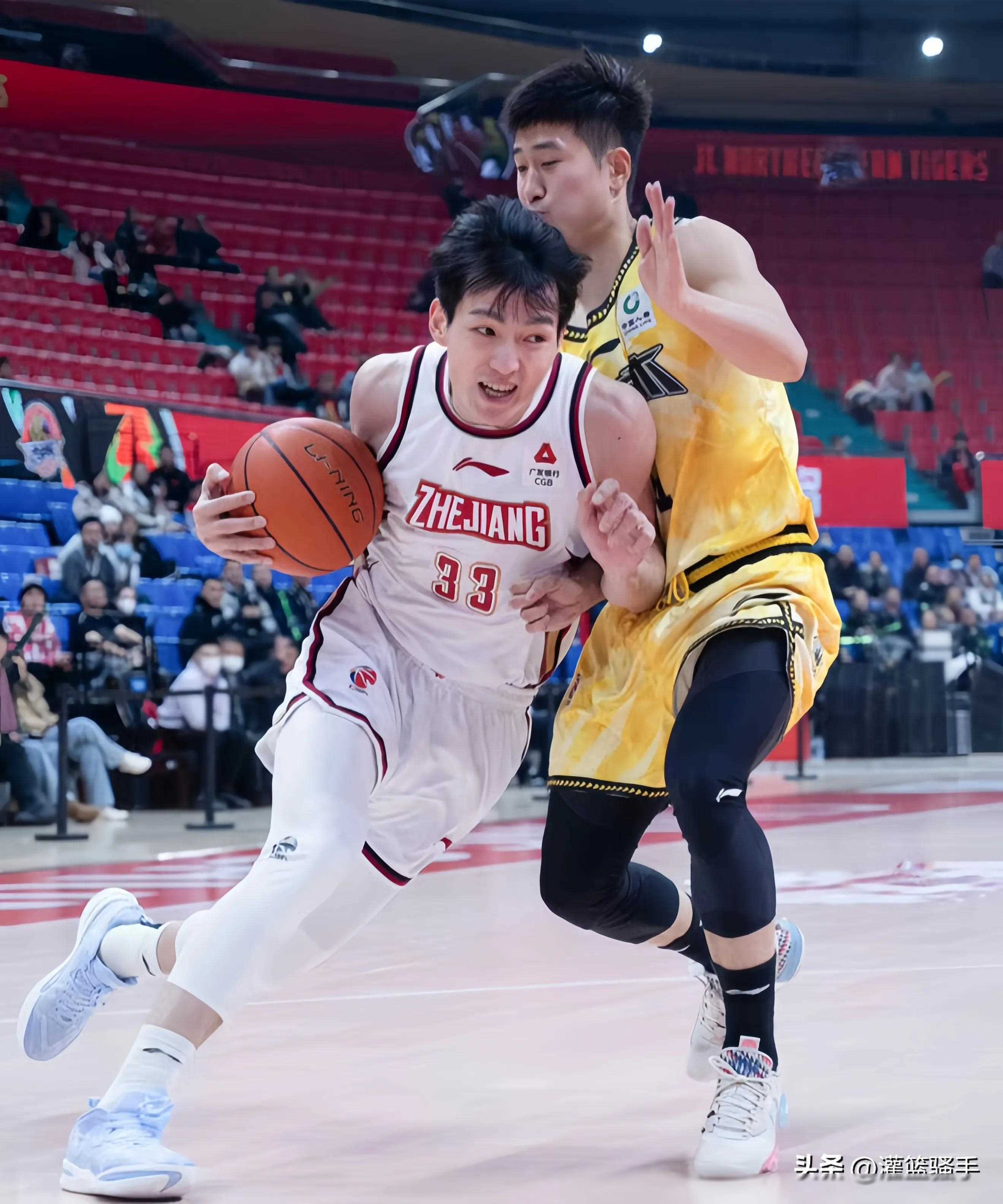 爱游戏官网-斯图加特集结日扳平良机，志在CBA常规赛名次提升，引发热议，训练强度明显提升的简单介绍