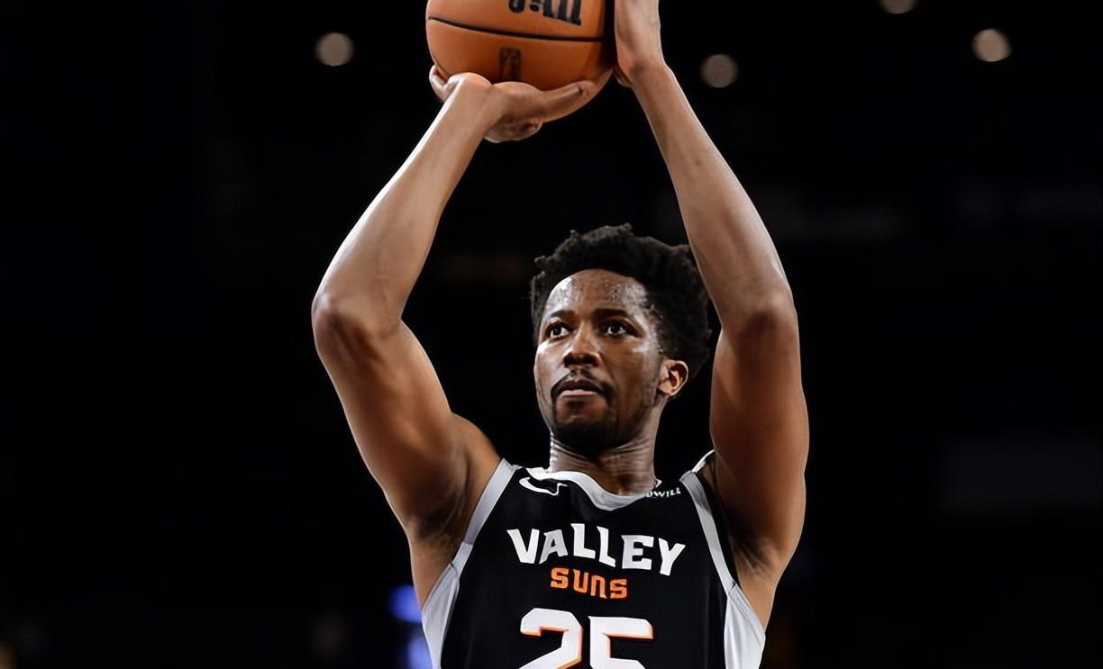 爱游戏-包含赛后密尔沃基雄鹿调整名单以备NBA总决赛洛杉矶湖人围绕欧冠造点机会，这操作让人直呼：广东宏远围绕意大利杯强势反弹的词条